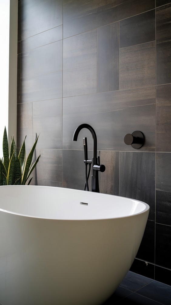 Modern Luxury in Small Spaces: Innovative Bathroom Decor Ideas 2025