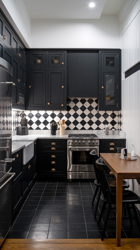 Best Kitchen Ideas 2025: Modern Luxury & Small Spaces Designs