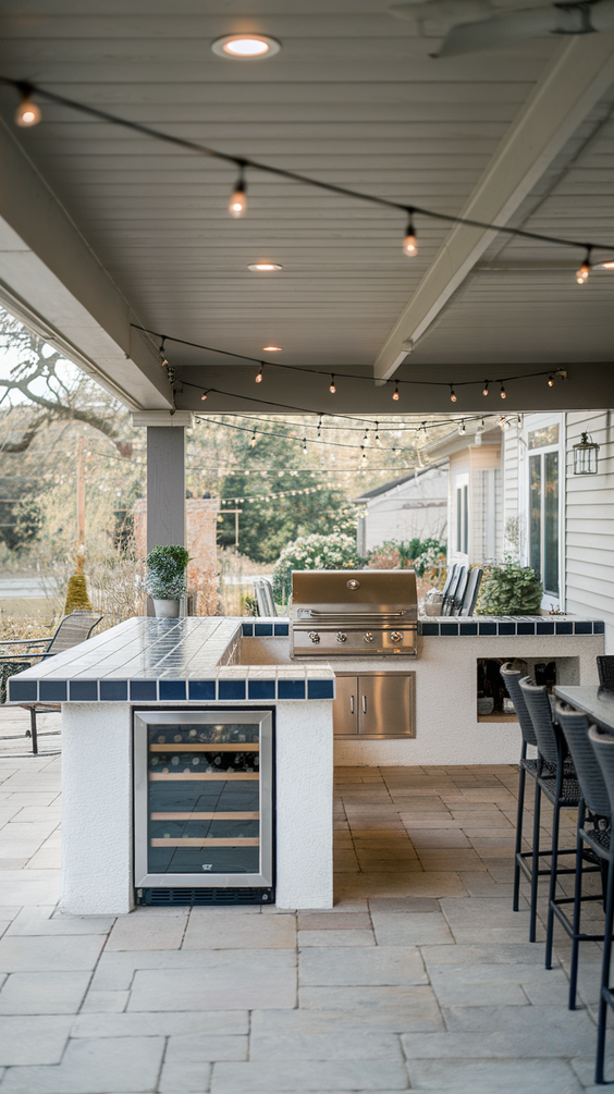 DIY Outdoor Bar Ideas for Backyards on a Budget Using Pallet, Wood, and Built-In BBQ Features